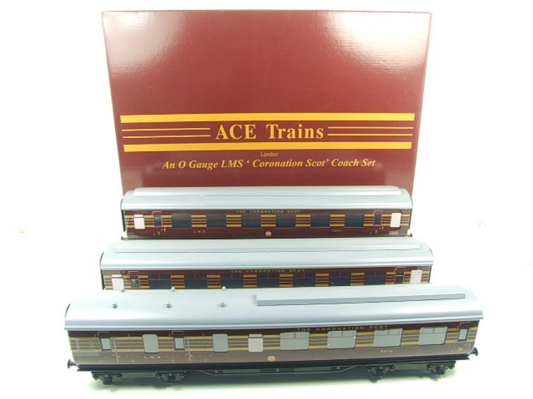 Ace Trains O Gauge C28B LMS Maroon Coronation Scot Coaches x3 Set B Brand NEW Boxed 2/3 Rail Bargain Clearance Priced Ltd Stock image 19