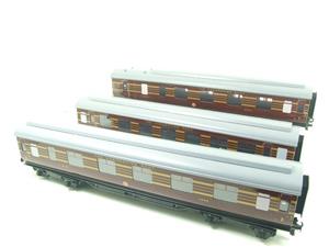 Ace Trains O Gauge C28A LMS Maroon Coronation Scot Coaches x3 Set A Brand NEW Boxed 2/3 Rail Bargain Clearance Priced Ltd Stock image 2