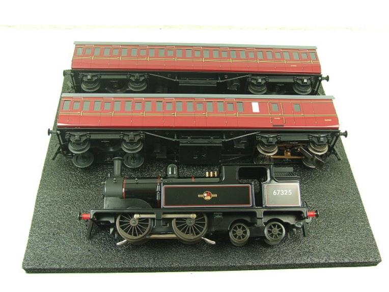 Ace Trains O Gauge E25/S-E1 BR Black G5 Tank Loco R/N 67325 & Coaches Set Electric 2/3 Rail Bxd image 12