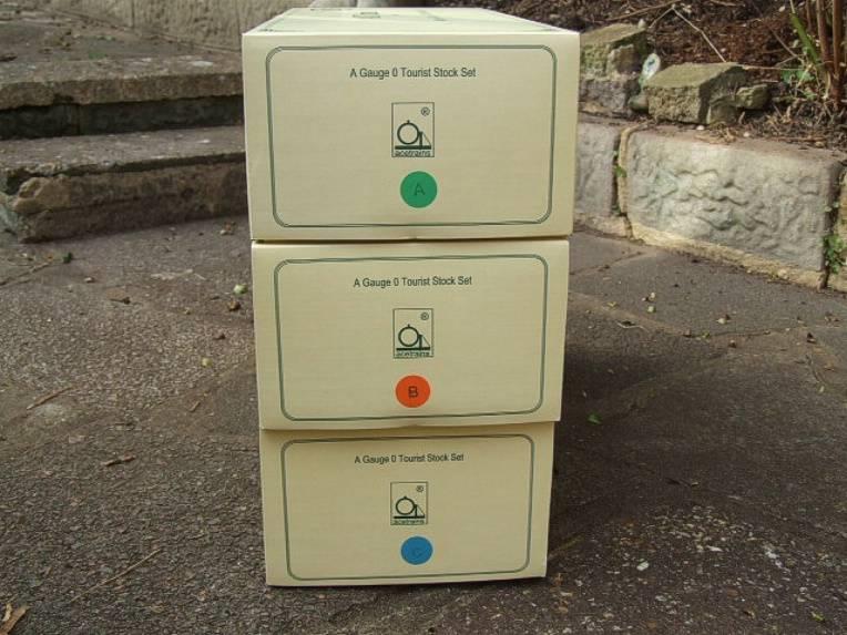 Ace Trains O Gauge C4 LNER Green & Cream Articulated Tourist Stock x6 Coaches Set Boxed Lit Interiors image 21