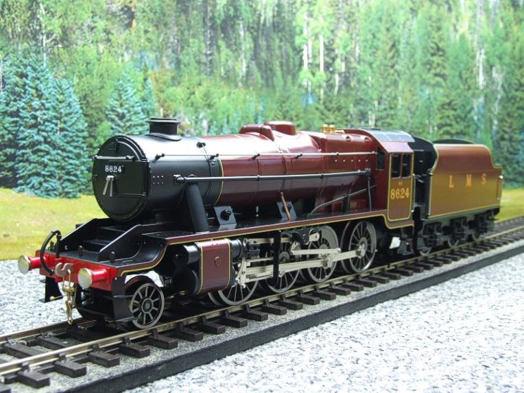 Ace Trains O Gauge E/38A, LMS Lined Gloss Maroon Class 8F, 2-8-0 Locomotive and Tender R/N 8624 2/3 Rail Boxed image 11