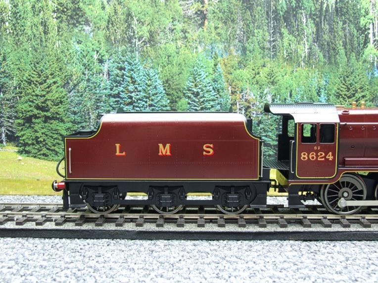 Ace Trains O Gauge E/38A, LMS Lined Gloss Maroon Class 8F, 2-8-0 Locomotive and Tender R/N 8624 2/3 Rail Boxed image 13
