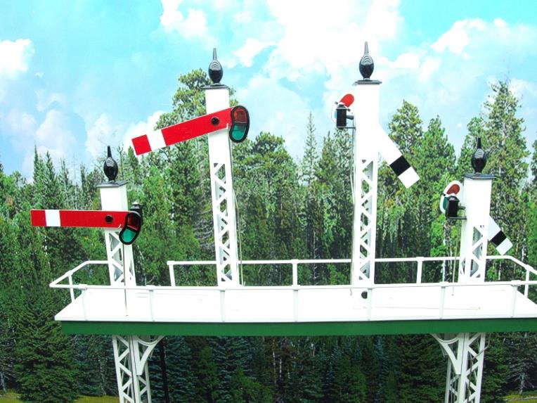 Ace Trains O Gauge ACS/1 Signal Gantry "All Home" Red Fish Tail Signal Arms Edition Electric image 12