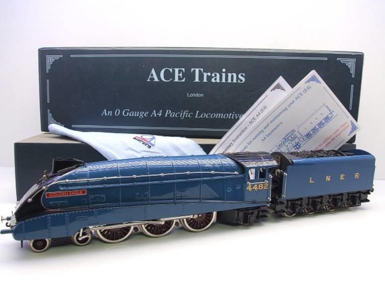 Ace Trains O Gauge E4 LNER A4 Pacific "Kestral" R/N 4485 Electric 3 Rail Boxed image 22