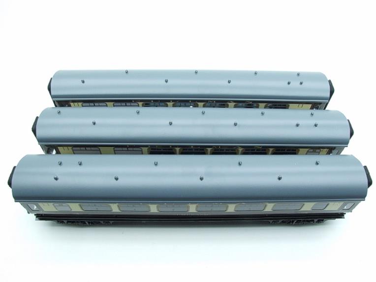 Ace Trains O Gauge C14B BR MK 1 Pullman Coaches x3 Set B Bxd 2/3 Rail Grey Roofs image 15