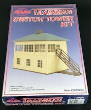 Atlas Trainman 2009004 - O Gauge Switch Tower Signal Cabin Kit image 2