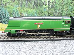 Ace Trains O Gauge E9 BR Lined Apple Green West Country Class Bulleid Pacific British Railways 4-6-2 Loco & Tender Named "Yeovil" R/N 34004, Electric 2/3 Rail Boxed image 5