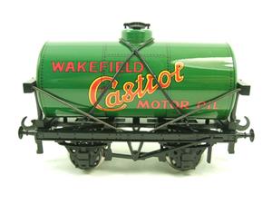 Ace Trains O Gauge G1 Four Wheel "Wakefield Castrol Motor Oil" Fuel Tanker image 9